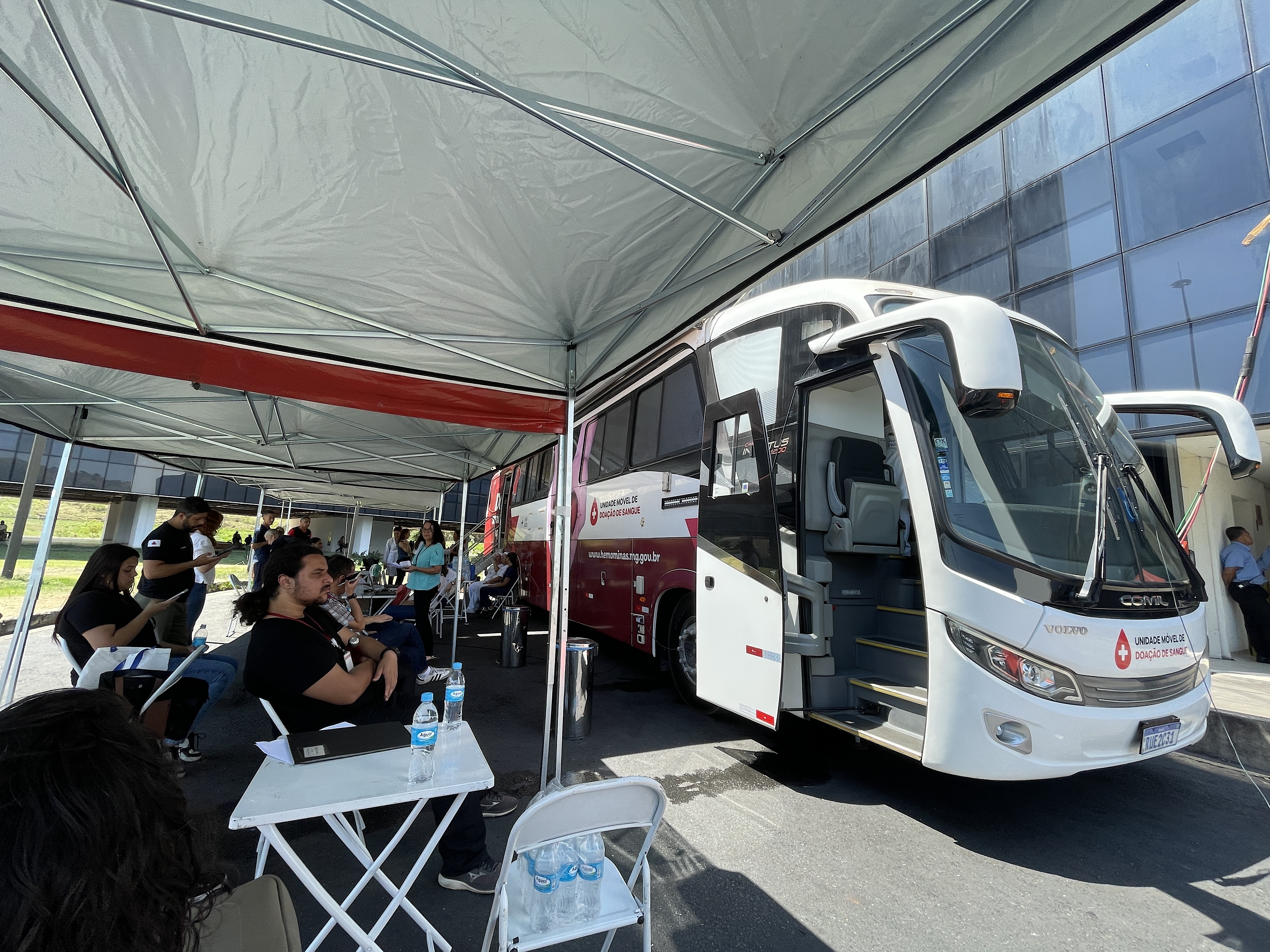 Ação da unidade móvel da Hemominas na Cidade Administrativa mobiliza servidores e reforça estoques de sangue